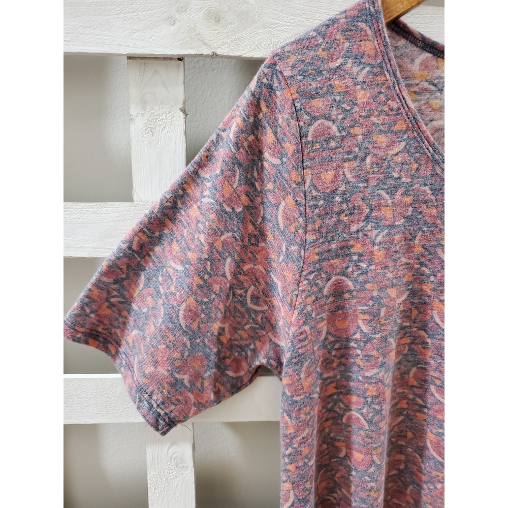 LulaRoe Perfect Top - Picture 3 of 8